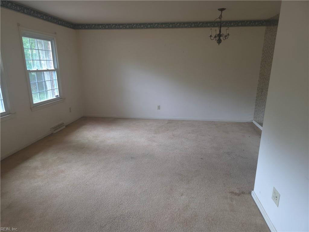 10209 W Huguenot RD - Photo 4