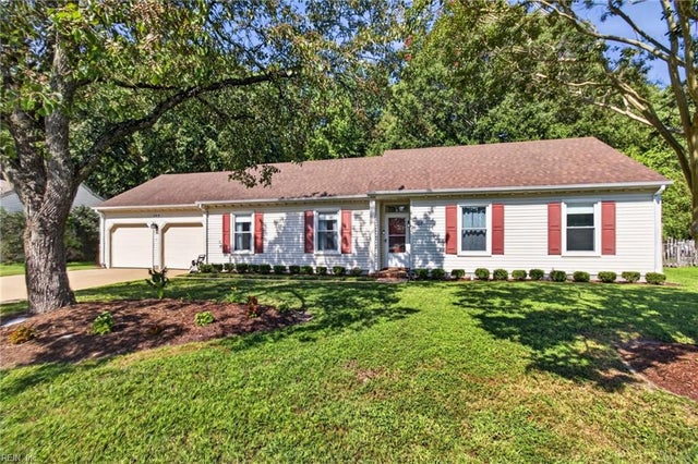 404 Creekwood DR