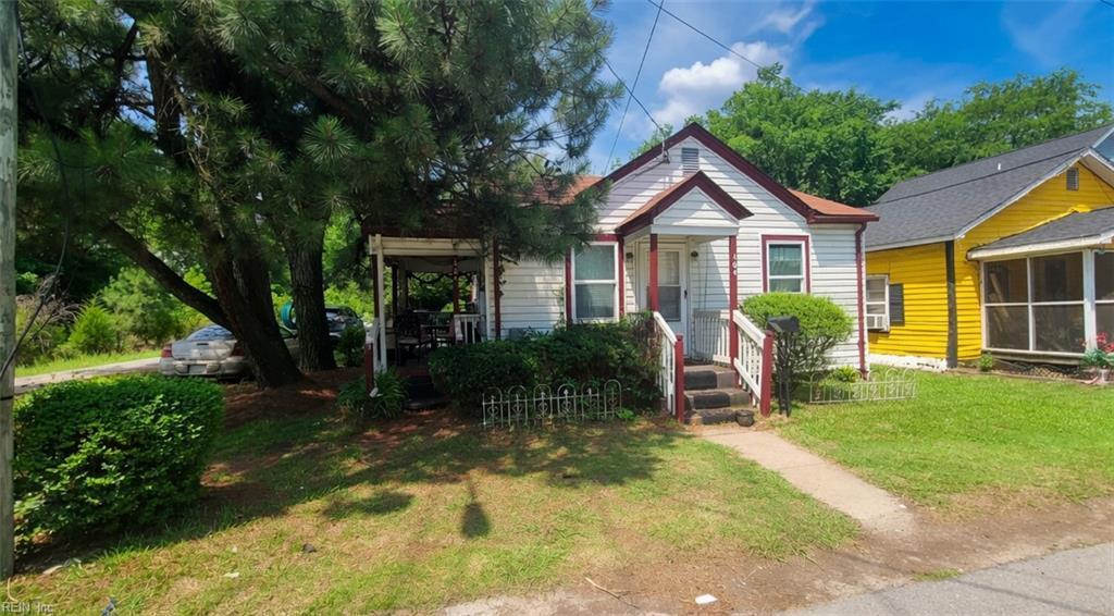 Photo 1 of 3 — 404 Hunter ST, Suffolk, VA 23434