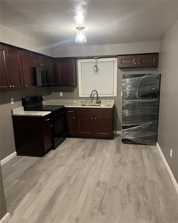1712 Bainbridge BLVD 4 - Photo 3