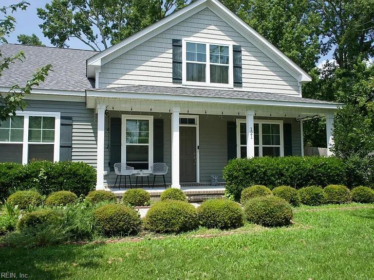 Photo 1 of 16 — 121 Matt LN, Virginia Beach, VA 23454