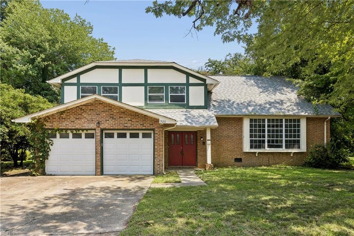 Photo 1 of 44 — 920 Amherst LN, Virginia Beach, VA 23464