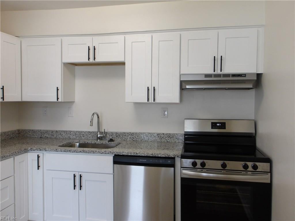 6619 N Stoney PT - Photo 3