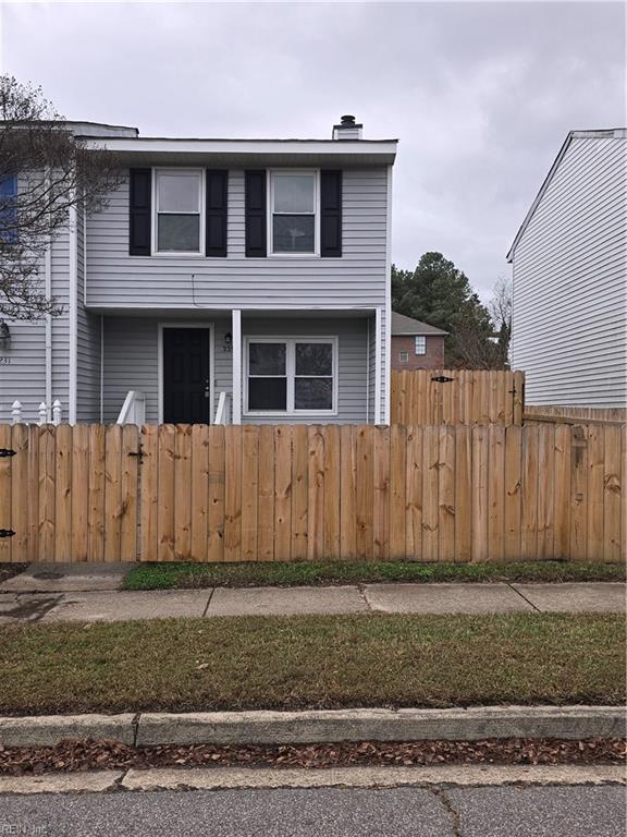 Photo 1 of 26 — 229 Greenbrier AVE, Norfolk, VA 23505