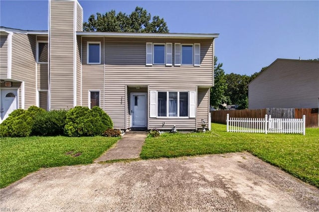 3435 Bruin DR