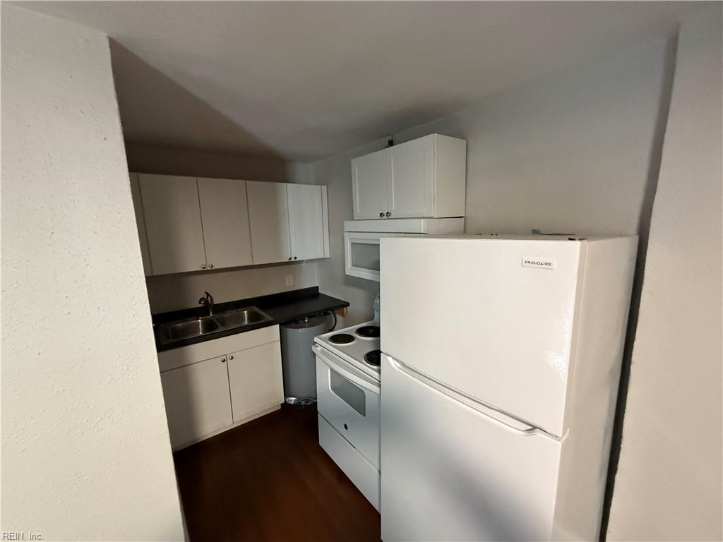 1510 Wilson RD 5 - Photo 3