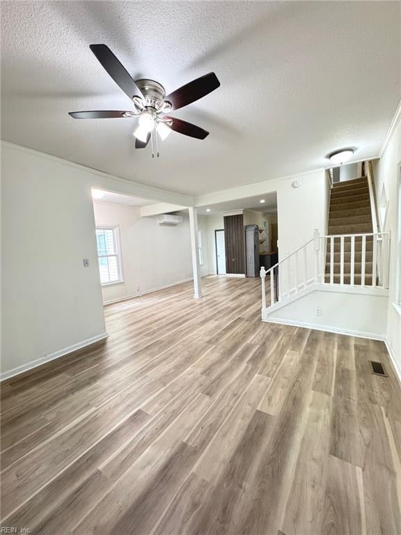 315 W 31st ST - Photo 3