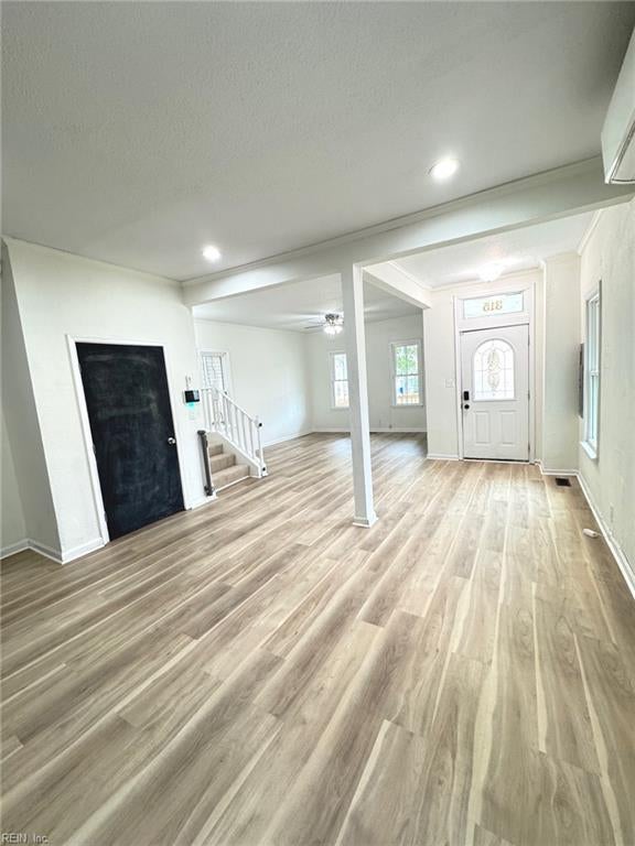 315 W 31st ST - Photo 4