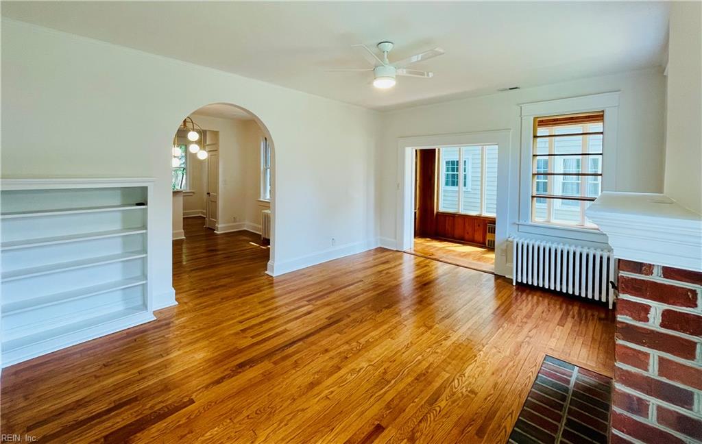 1360 Magnolia AVE - Photo 2
