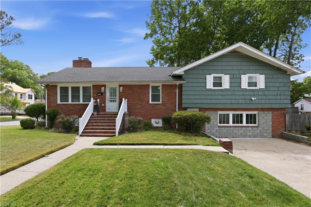 Photo 1 of 48 — 1201 Merrimac AVE, Norfolk, VA 23504