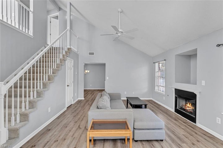 Photo 1 of 50 — 202 Westgate CIR, Williamsburg, VA 23185