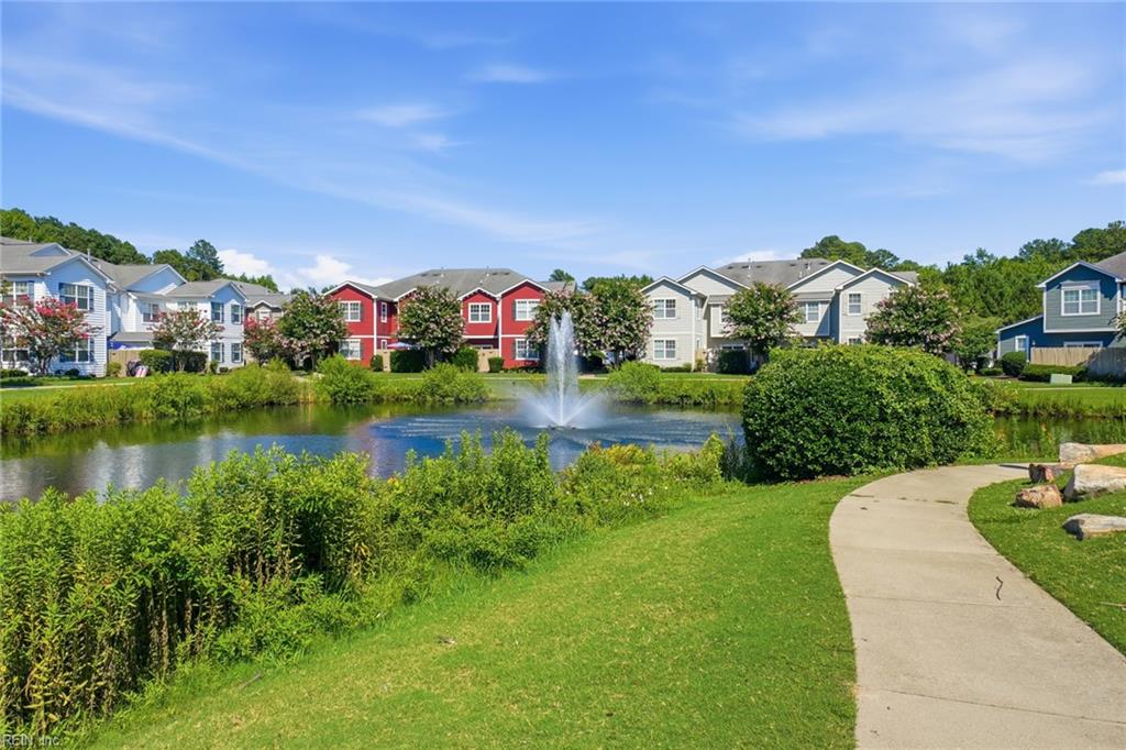 Photo 1 of 22 — 4301 Colindale RD 208, Chesapeake, VA 23321