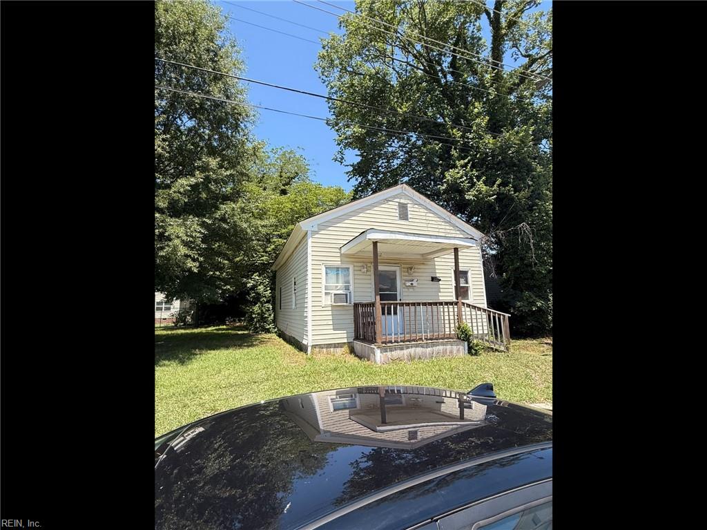 Photo 1 of 10 — 1112 Duke ST, Portsmouth, VA 23704