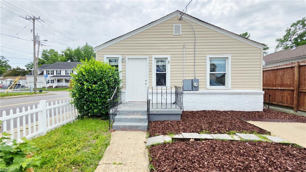 Photo 1 of 17 — 1101 Matthew Henson ST, Norfolk, VA 23505
