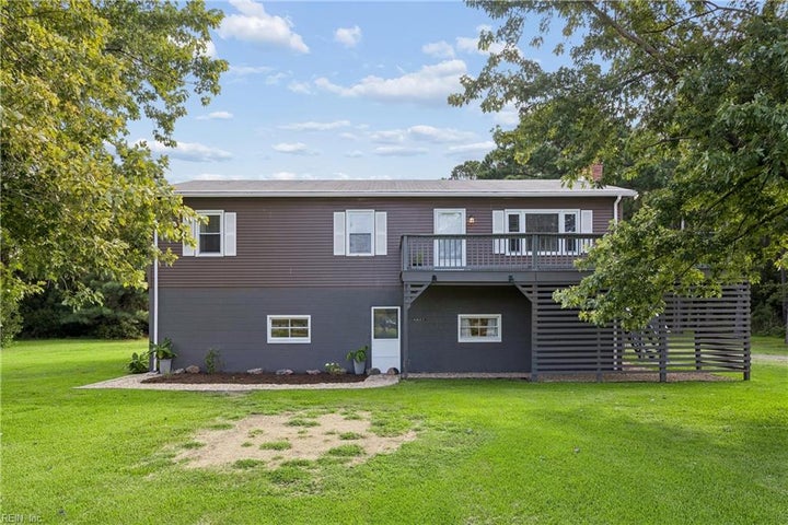 Photo 1 of 50 — 219 Wind Mill Point RD, Hampton, VA 23664