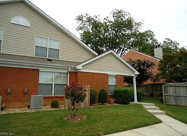 2302 Westgate CIR