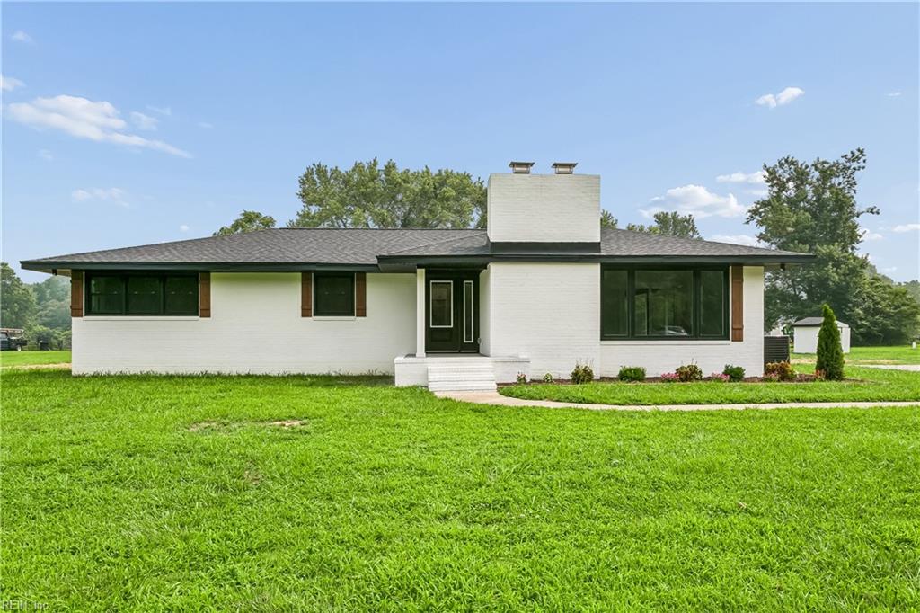 Photo 1 of 50 — 4450 Rochambeau DR, Williamsburg, VA 23188