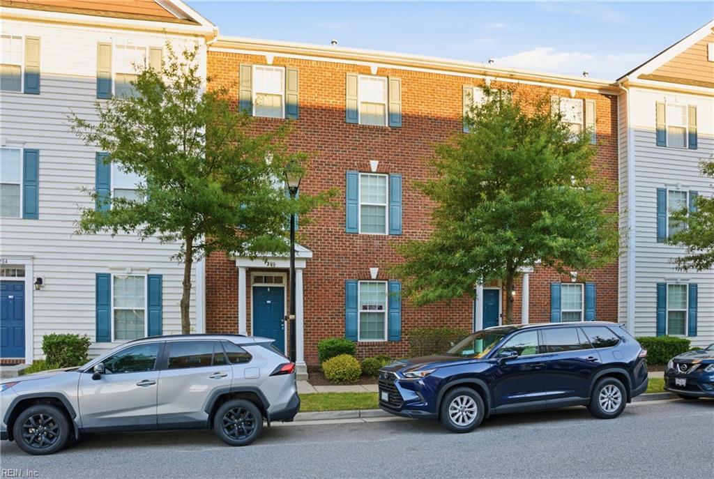 Photo 1 of 28 — 208 Breccia LN, Virginia Beach, VA 23462