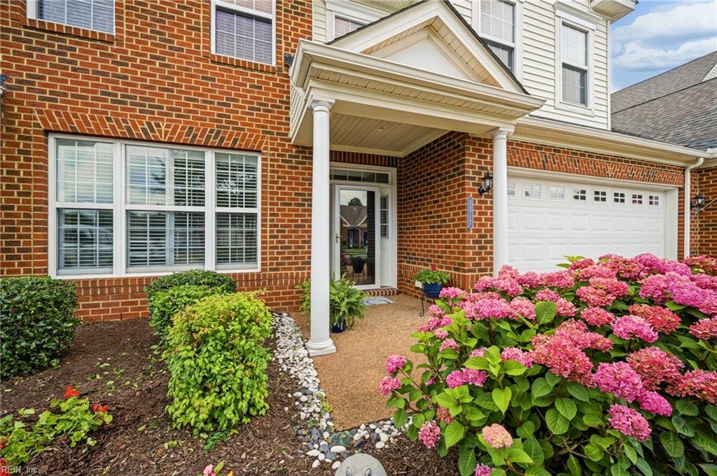 Photo 1 of 50 — 1517 Eagle Glen DR, Chesapeake, VA 23322