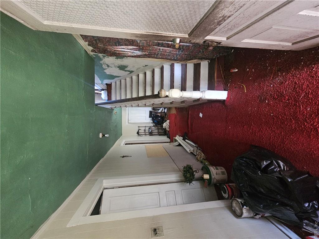 210 N 4th ST - Photo 4