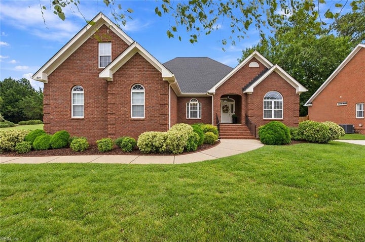 Photo 1 of 39 — 809 Chris CT, Chesapeake, VA 23322