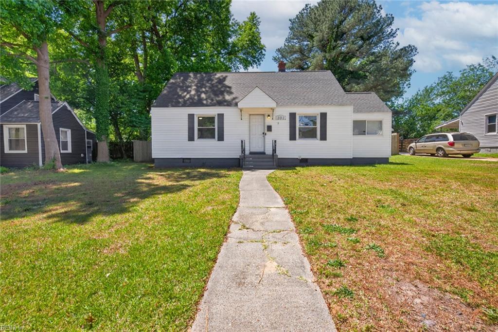 Photo 1 of 38 — 101 Wyoming AVE, Portsmouth, VA 23701