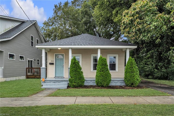 Photo 1 of 30 — 2113 Vincent AVE, Norfolk, VA 23504
