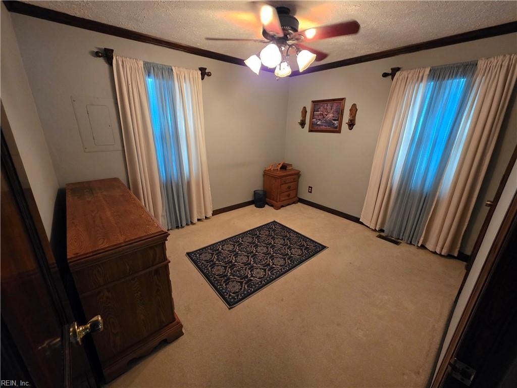 35 Laurel DR - Photo 4