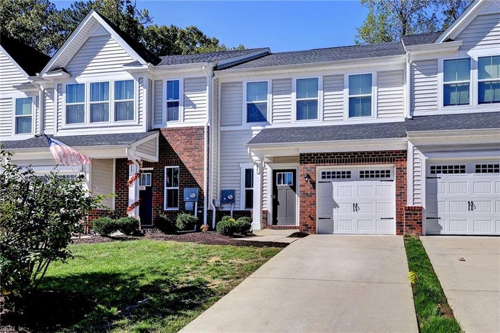 Photo 1 of 30 — 135 Stegg ST, Williamsburg, VA 23185