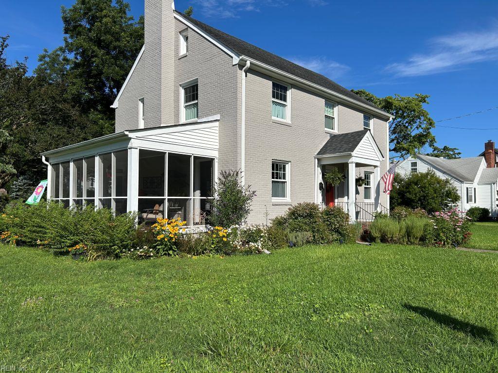 Photo 1 of 50 — 301 Grayson ST, Portsmouth, VA 23707