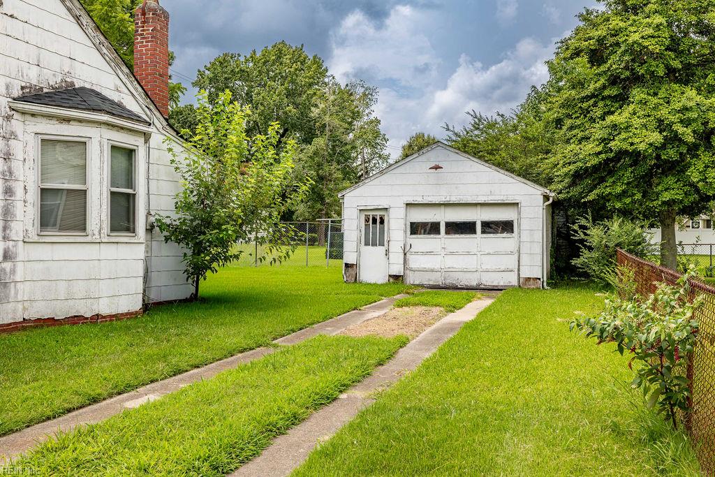 2314 Piedmont AVE - Photo 4