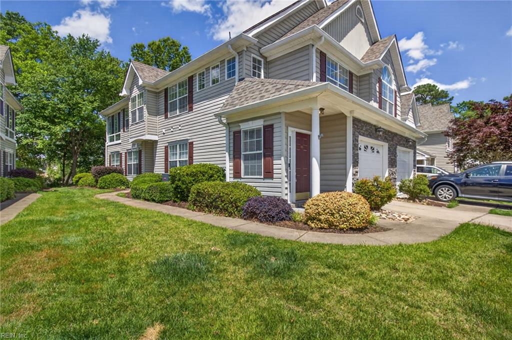 Photo 1 of 39 — 805 Sawgrass LN 8-805, Portsmouth, VA 23703