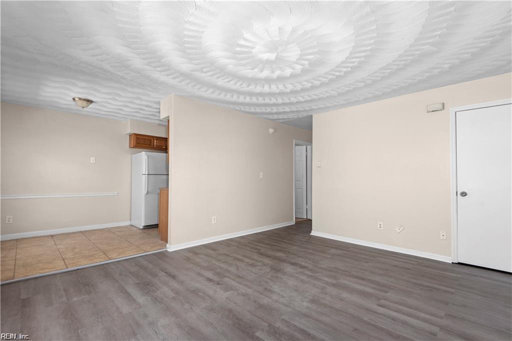 Photo 1 of 10 — 201 W 34th ST 7, Norfolk, VA 23504