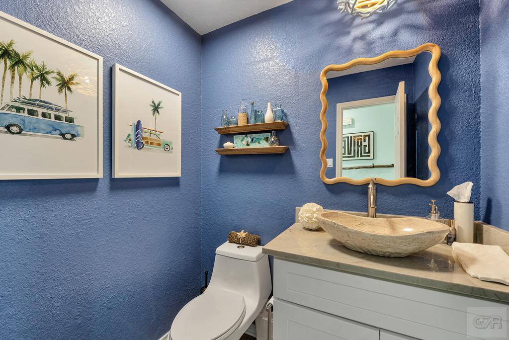 1427 Bamboo Drive, Tiki Island, California image 29