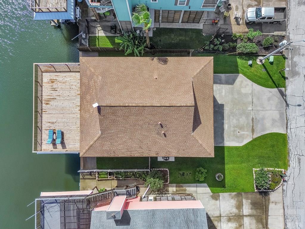 1427 Bamboo Drive, Tiki Island, California image 5