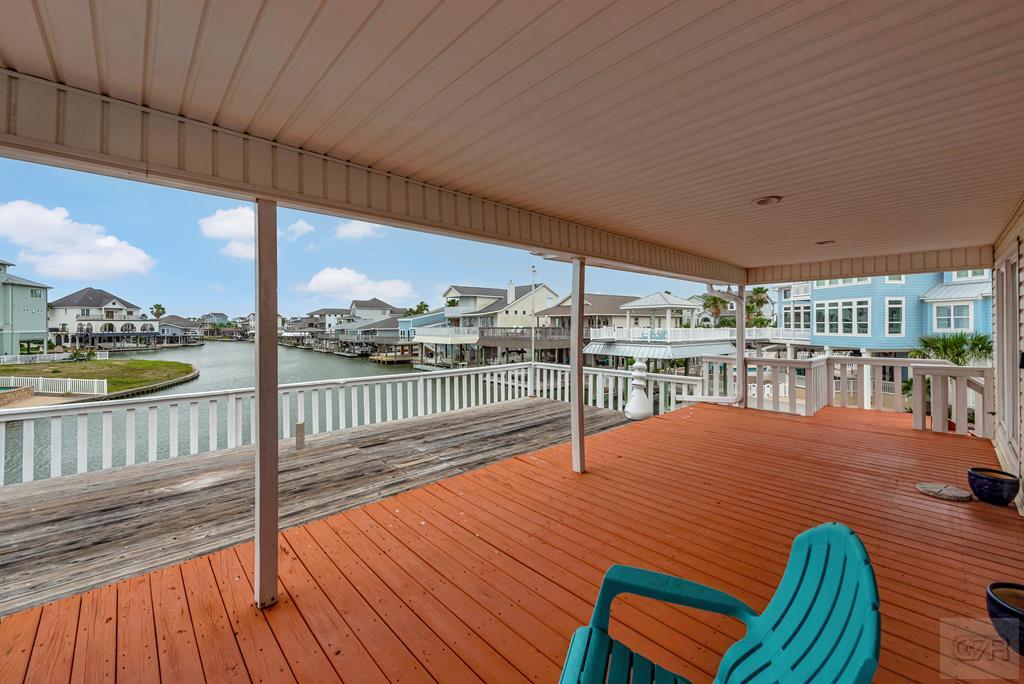 1327 Tiki Drive, Tiki Island, California image 29