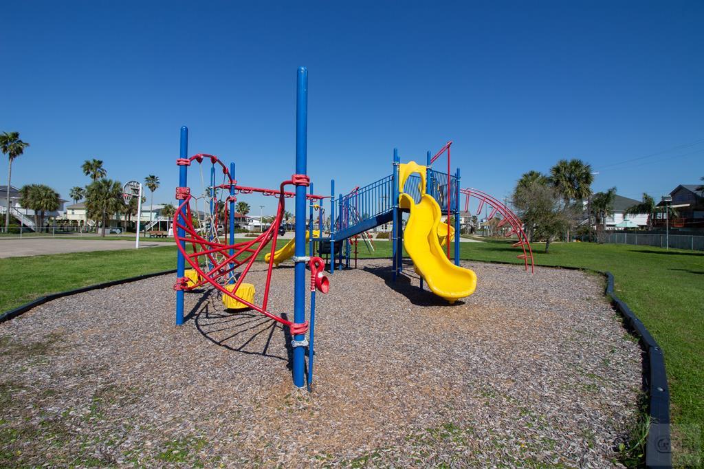 16906 N Beachcomber Drive, Jamaica Beach, Texas image 38