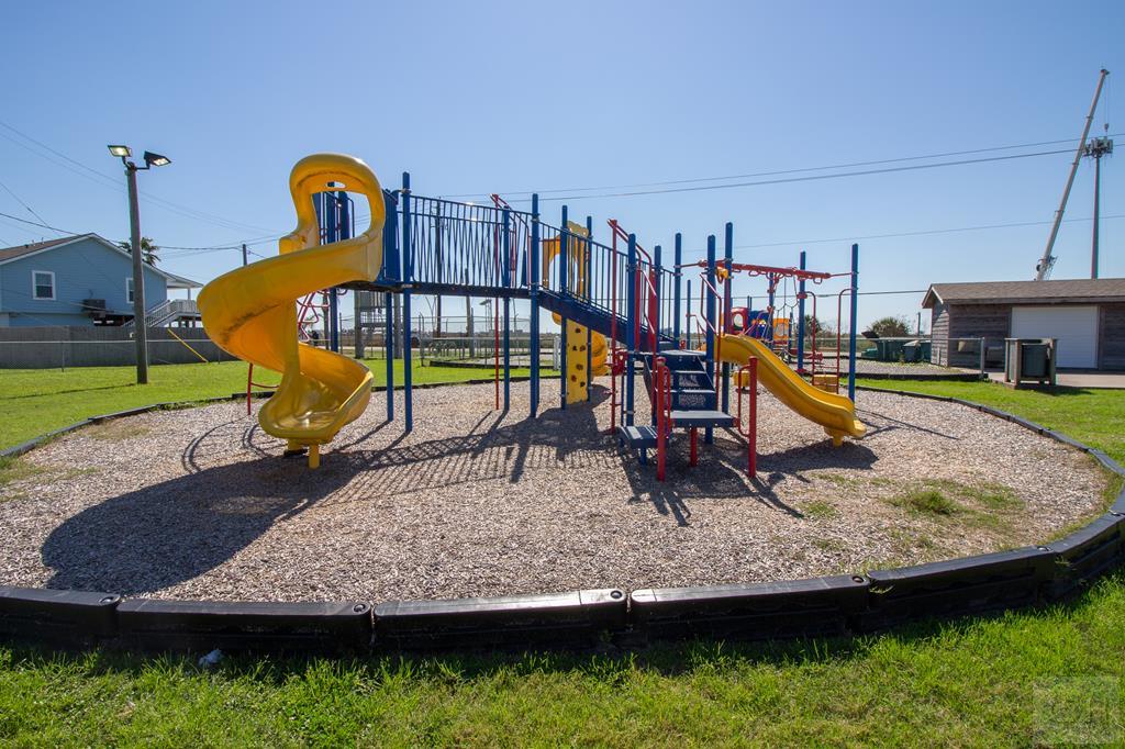 16906 N Beachcomber Drive, Jamaica Beach, Texas image 37