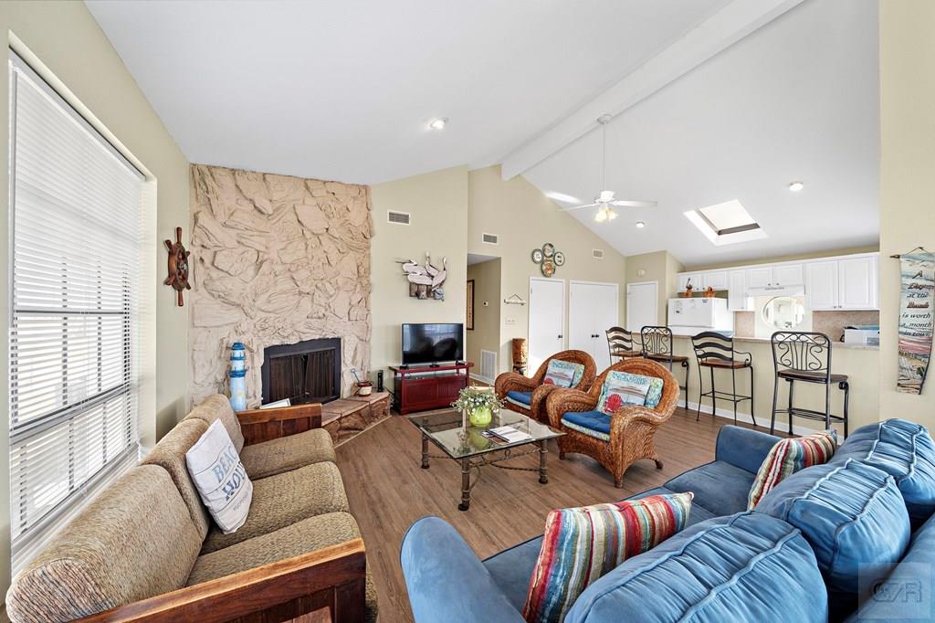 16906 N Beachcomber Drive, Jamaica Beach, Texas image 14