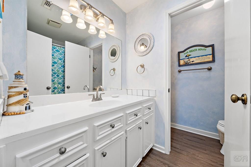 16906 N Beachcomber Drive, Jamaica Beach, Texas image 20