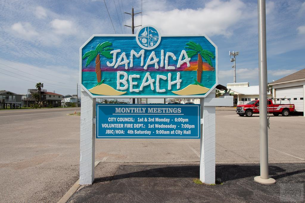 16906 N Beachcomber Drive, Jamaica Beach, Texas image 3