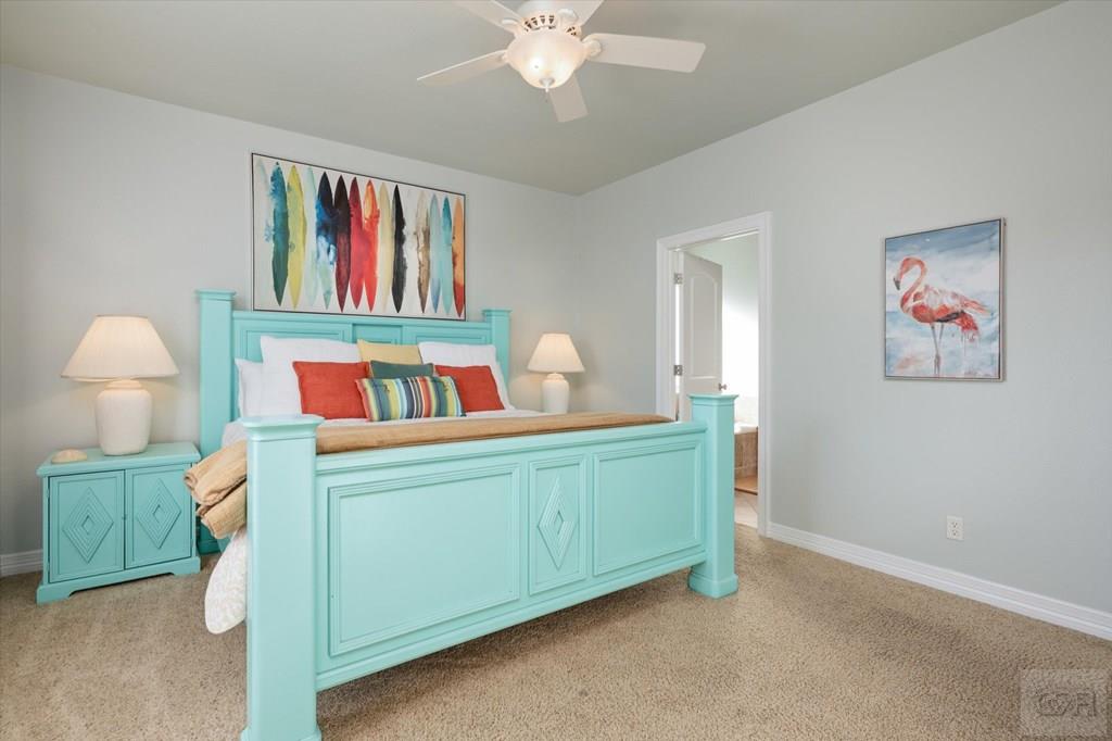 984 S Stingaree Drive, Crystal Beach, Texas image 15