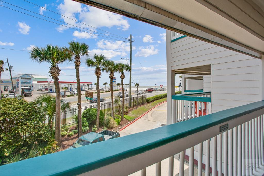 21232 Gulf Drive, Galveston, Texas image 2