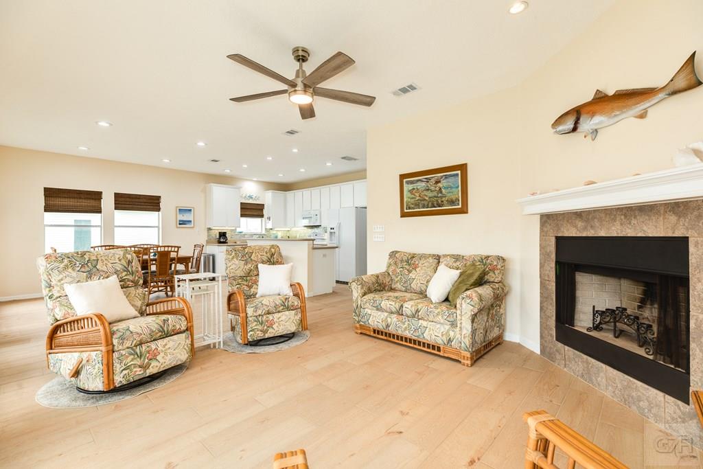 18302 E De Vaca Lane, Galveston, Texas image 23
