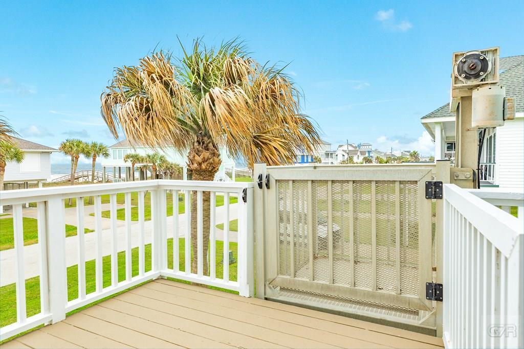 18302 E De Vaca Lane, Galveston, Texas image 17