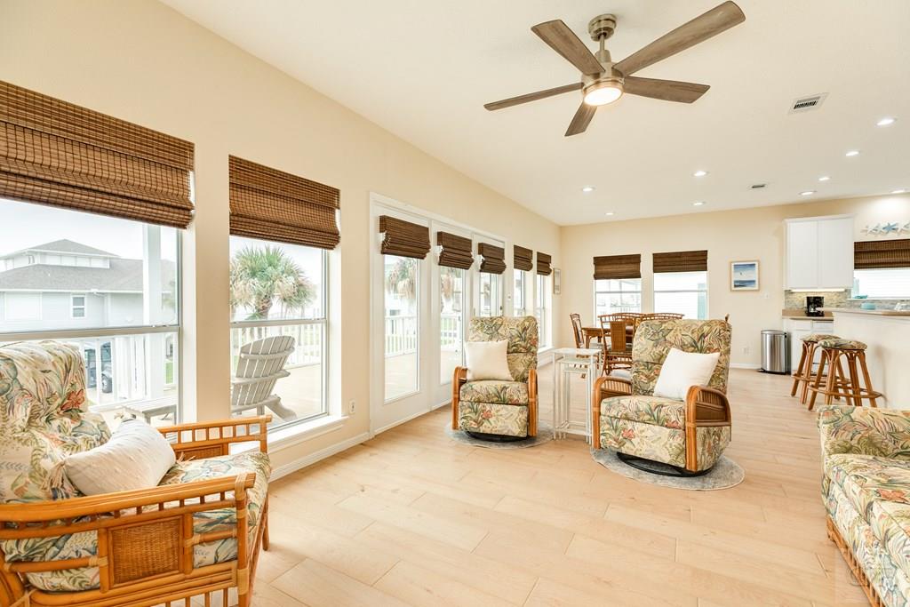 18302 E De Vaca Lane, Galveston, Texas image 22