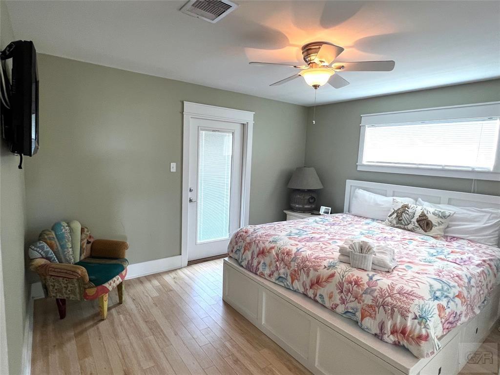 21820 Deaf P Smith Drive, Galveston, Texas image 29