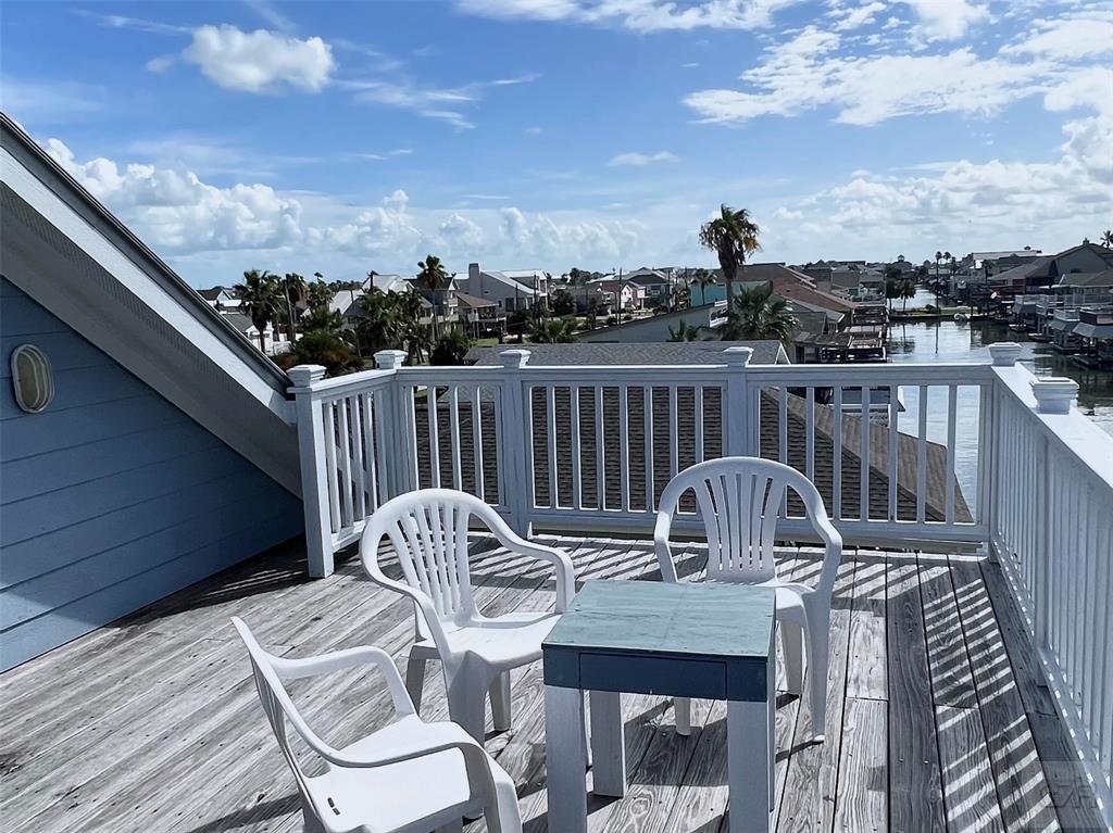 21820 Deaf P Smith Drive, Galveston, Texas image 33