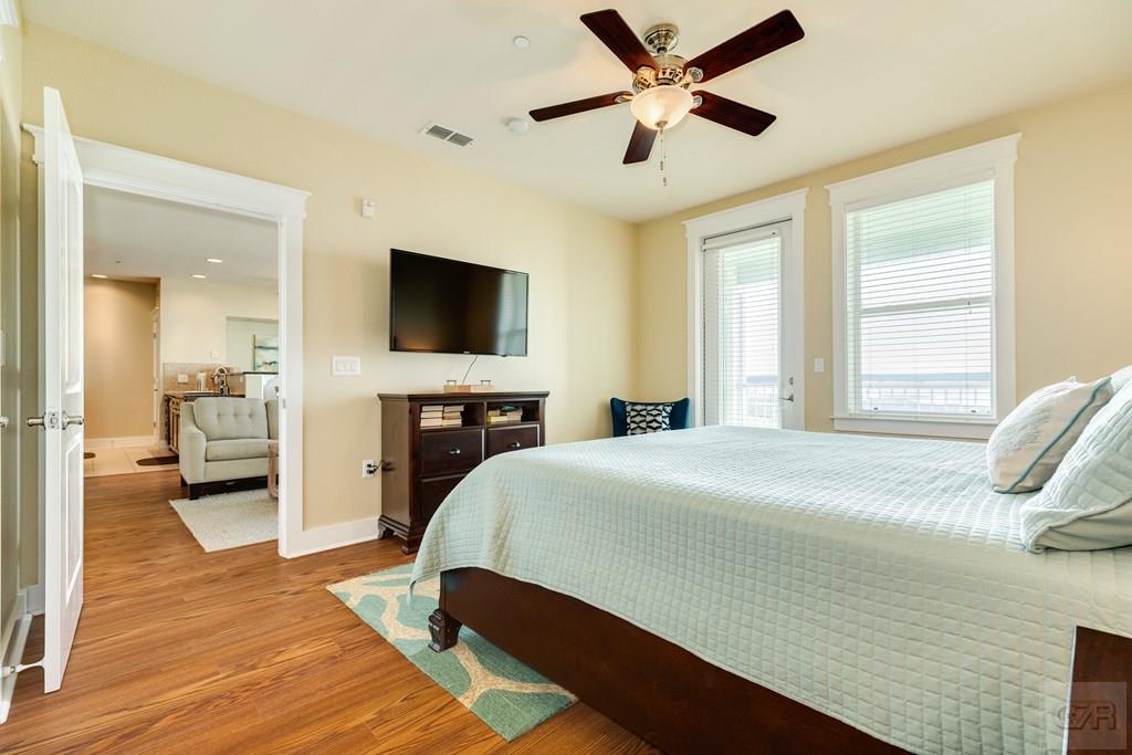 26934 Bay Water Drive, Galveston, Ohio image 13