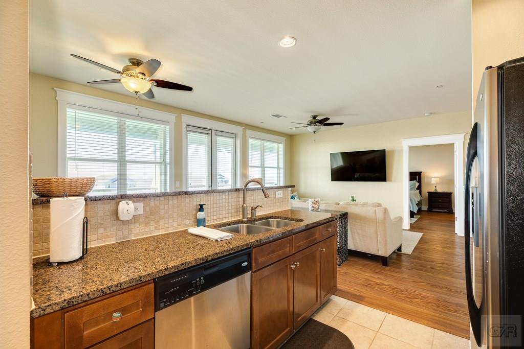 26934 Bay Water Drive, Galveston, Ohio image 11